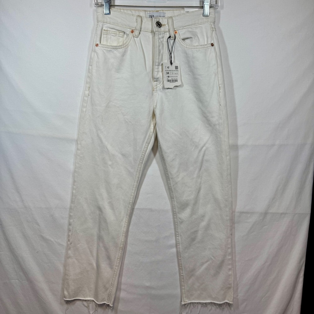 Zara White Denim Jeans Raw Hem High Rise Straight Leg Crop Size US 2 EU 34 NWT
